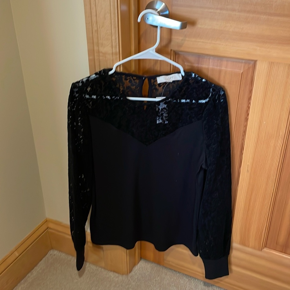 Long sleeve knit